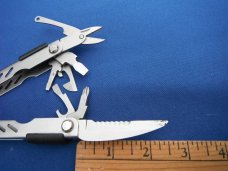 Gerber Multi Tool with Knife, needle nose Pliers