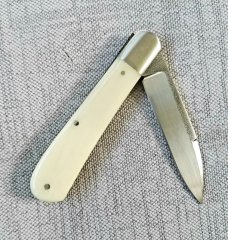 K'roo Custom Giraffe Bone Zulu Knife,,W/coa 4"..smooth Bleached scales...N690..brut de force look