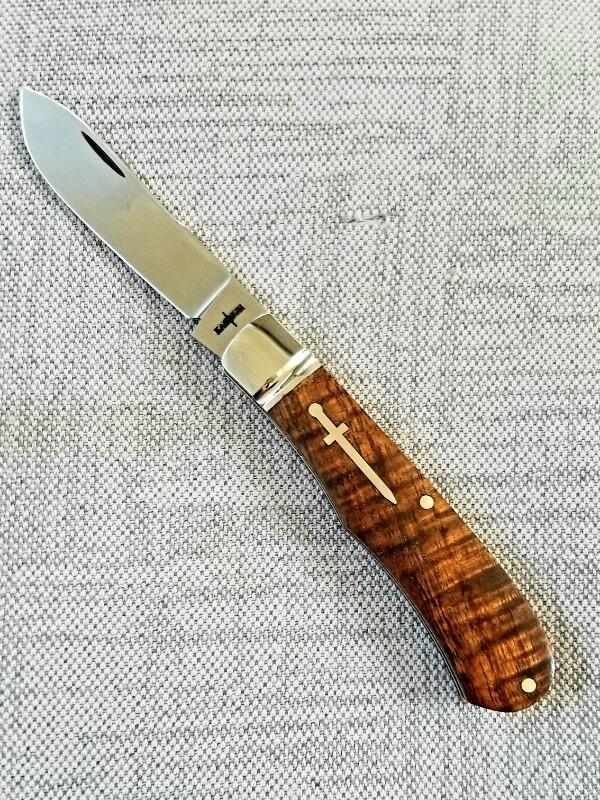 Kabisch Drop Point Trapper. Exotic Koa Wood scales and 01 Tool steel..3.75" closed. Stunning piece Kabisch Drop Point Trapper. Exotic Koa Wood scales and 01 Tool steel..3.75" closed. Stunning piece