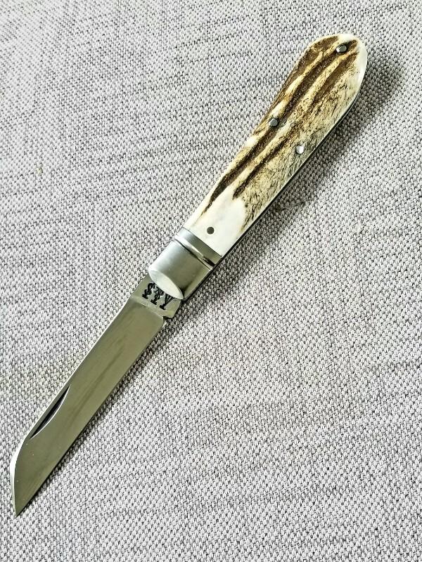 Ashley Harrison, UK maker,Stag Lambsfoot Custom..4"..01 steel & slab stag scales..New w/custom slip Ashley Harrison, UK maker,Stag Lambsfoot Custom..4"..01 steel & slab stag scales..New w/custom slip