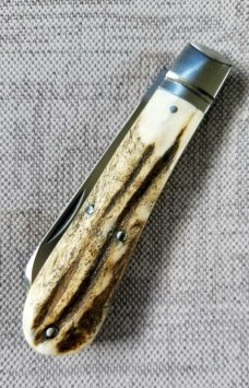 Ashley Harrison, UK maker,Stag Lambsfoot Custom..4"..01 steel & slab stag scales..New w/custom slip