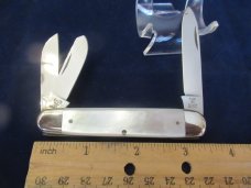 Hen amp Rooster Bertram Equal End Pearl Whittler Model 193MOP