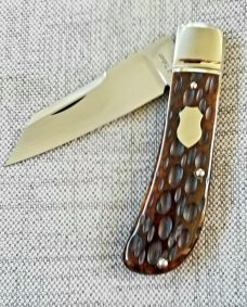 J.Taber Jigged Bone Wombat, 3 5/8"..Cpm154..his signature pattern..coa..pouch..cards..8/21/2021 DOB 