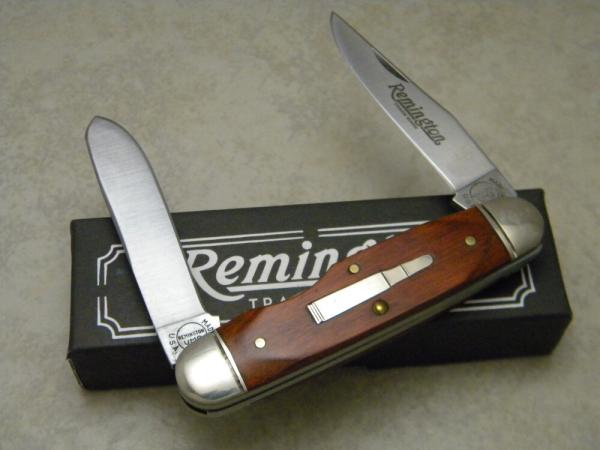 Remington Bullet USA 1997 Wood R4468 Lumberjack Knife in Box