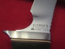 Gerber  Hypalon Du Pont Cushion Grip Fixed Blade Hunter  Model  450 S