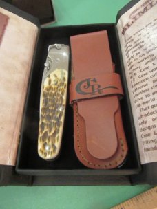 Case XX Slim Lock Rogers Jigged Walnut Bone Pattern # 6173L BG42 Steel