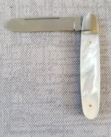 Tim Britton Custom Barehead Equal End  Mother of Pearl,3 3/8 closedfluted bolsters, BG42 steel 