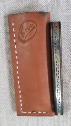 K'roo Custom Native Knife, NEW,W/ slip, 4".Blanket Micarta & linen ..red accents..rwl34. Filework 