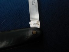 Elegant folding  pocket knife with Beautiful Horn scales.   