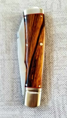 K'roo Custom Native Knife,coa/ slip, 4".Desert Ironwood w/ red accents..fulted..rwl34. Filework 