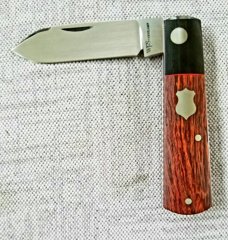 Willem Steenkamp Modern Spear Barlow..4" ..Rwl34..Cocobolo and Micarta,red accents. pouch.