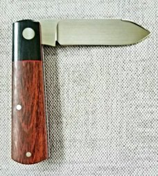 Willem Steenkamp Modern Spear Barlow..4" ..Rwl34..Cocobolo and Micarta,red accents. pouch.
