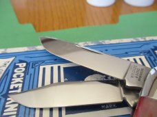 Case Classic 1991 Red Banana Bone Anglo Saxon Whittler Pattern # R6391 