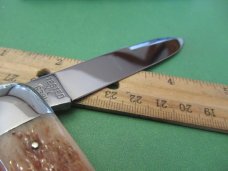 Case Classic 1991 Red Banana Bone Anglo Saxon Whittler Pattern # R6391 