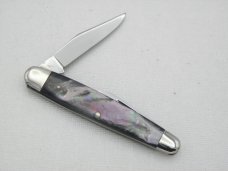 Queen Cutlery #4 Sleeveboard Pen Smoked Pearl:  3 3/8” closed, circa 1960s,