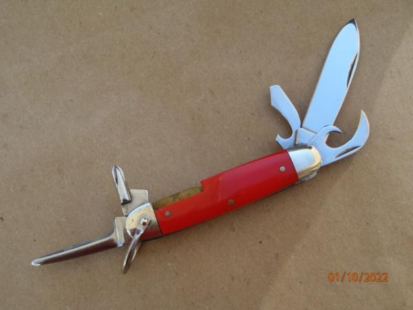 Ulster / Imperial 5 blade 3 backspring Utility Scout  Knife Red