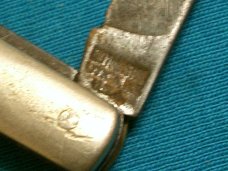 VINTAGE KUTMASTER UTICA NY USA SMALL TRAPPER HUNTING FOLDING PEN JACK POCKET KNIFE KNIVES OLD