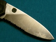 SCHRADE CH3 USA SERRATED HUNTING SKINNING SURVIVAL KEYCHAIN FOLDING POCKET KNIFE KNIVES