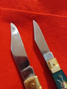 2 Green Bullfigter Switchblade . 