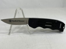 SMITH & WESSON USA SW1300 Black Twist Drop Point Automatic #00935 MINT IN BOX 