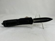 Black Spring Loaded Spear Point OTF Automatic NEAR MINT 