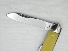 Queen Cutlery Co. #55 Sleeveboard Pen with Amber handles: 3 1/4” closed; 1958 – 1960
