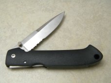 Beretta Black 30% Serrated Lockback Knife 