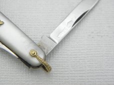 ESEMCO Stainless – Shiman Miller Co., New York City by Queen City: 2 ¼” pearl lobster