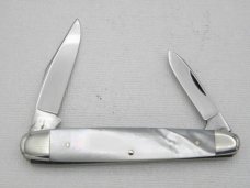 Queen Cutlery Co. #4 Sleeveboard Pen  in Pearl: 3 5/16” closed; early 1950s, Q STAINLESS