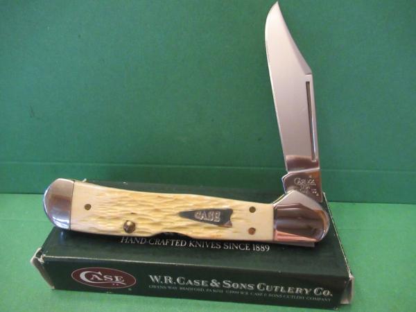 Case XX 2007 Burnt Oatmeal Bone Handle Arrowhead Shield Copperlock Pattern # 61549L SS Case XX 2007 Burnt Oatmeal Bone Handle Arrowhead Shield Copperlock Pattern # 61549L SS