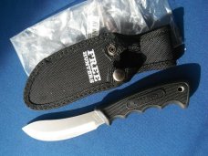 NOS CAMILLUS / WESTERN SKINNING, HUNTING KNIFE & SHEATH.  MADE IN THE USA!!!