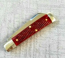 Great Eastern 491121 Jigged Garnet Camel Bone..Northfield...1095..3.25" closed...sheepsfoot..nit