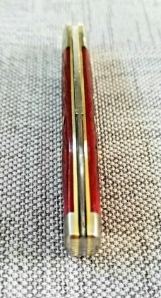 Great Eastern 491121 Jigged Garnet Camel Bone..Northfield...1095..3.25" closed...sheepsfoot..nit
