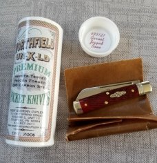 Great Eastern 491121 Jigged Garnet Camel Bone..Northfield...1095..3.25" closed...sheepsfoot..nit