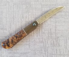 Johan Ellis Swayback.3 7/8",COMPLEX..Micarta Bolsters..Elm Burl scales..Damasteel..Titanium & g10 