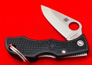 Spyderco 1-Blade Ladybug Black FRN Dimpled Nylon Folding Knife VG-10 Blade Seki Japan
