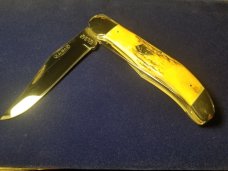 Vintage KA-BAR Dog's Head Model V111/78 Folding Hunter, Union Cutlery Co., Stag
