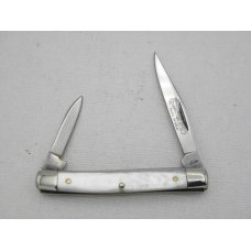 Queen Cutlery #59 Two Blade Serpentine In Pearl: 2 5/8” closed, 1971