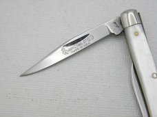 Queen Cutlery #59 Two Blade Serpentine In  Pearl:  2 5/8” closed, 1971