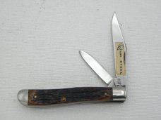Queen Cutlery #14 Peanut Jack with Rogers Bone Handles: 2 3/8” closed, early 1950s