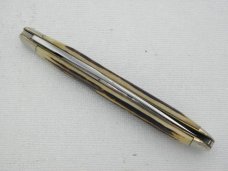 Queen Cutlery #11 Utility Pattern Winterbottom bone: 4 1/8” single blade jack, early 1950s,