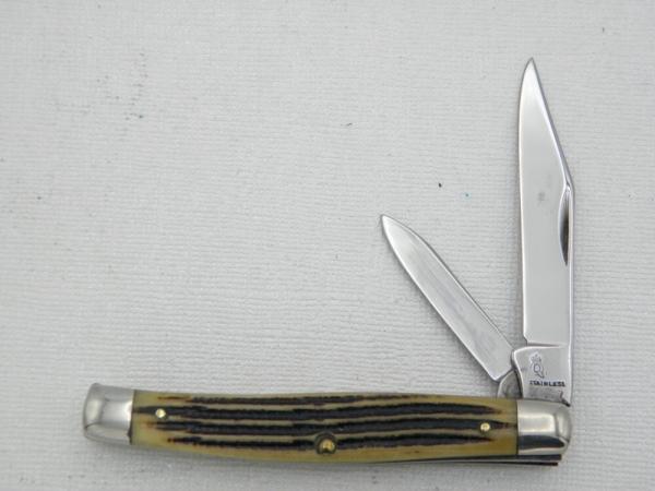 Queen Cutlery #2 jack in Winterbottom Bone:  3 1/4” closed, early 1950s, Q over STAINLESS tang stamp