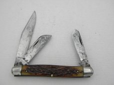 Queen Cutlery #9 Serpentine Stockman Rogers Bone: 4” closed, circa 1946