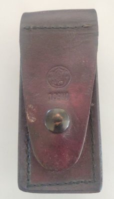 Smith and Wesson W109 Lock Back Folder with Leather Sheath
