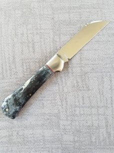 K'roo Custom Raven Knife, NEW, 4"..Black Kudu bone..rwl34. Filework..spacers/liners..coa/slip