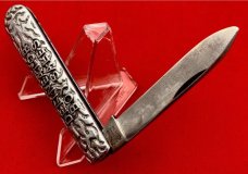 Vintage MERIDEN KNIFE CO STAINLESS “DELINEATOR BOYS SALES” Folding Pocket Knife 1917–26