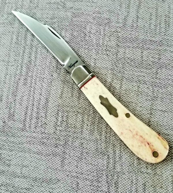 Margrate Custom Swayback..Giraffe Bone and N690...3.75" clsd.liners..spacers..Fluted..coa..slip..bo. Margrate Custom Swayback..Giraffe Bone and N690...3.75" clsd.liners..spacers..Fluted..coa..slip..bo.