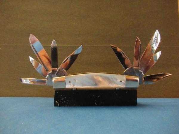 Fight'N Rooster1984 Frank Buster 10 Blade Pearl Congress Fight'N Rooster1984 Frank Buster 10 Blade Pearl Congress