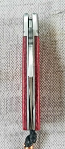 Vincenzo Balistreri Red Burlap Micarta Barlow 3 3/8" clsd..N690..Lanyard pin..jimping and filework 