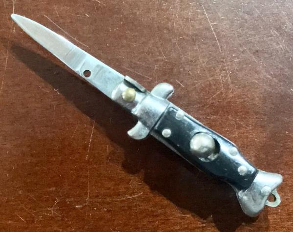 Miniature Switchblade Knife, Hard To Find Fishtail Style, Black Plastic Handle, Unused #2 Miniature Switchblade Knife, Hard To Find Fishtail Style, Black Plastic Handle, Unused #2